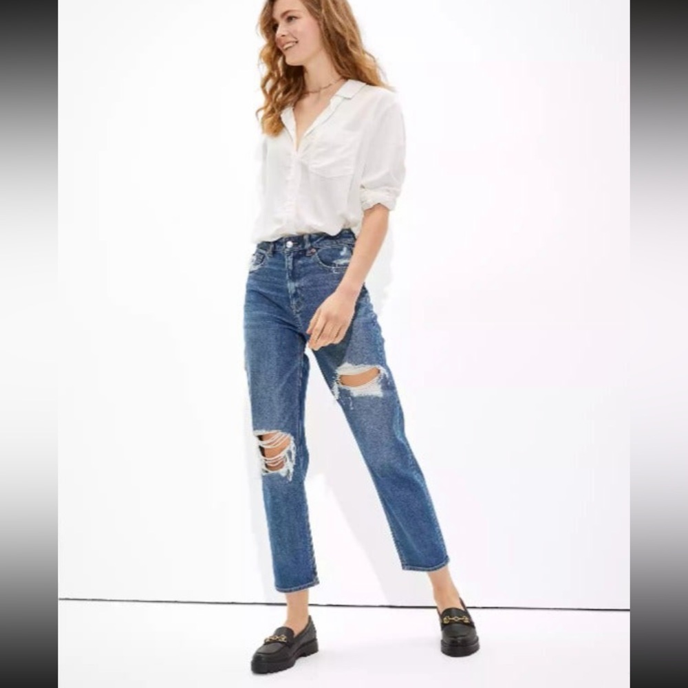 American Eagle Stretch Mom Straight Jean